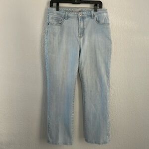Chico’s 1.5 Platinum Quartz Straight Leg Light Wash Jeans Size 10P
